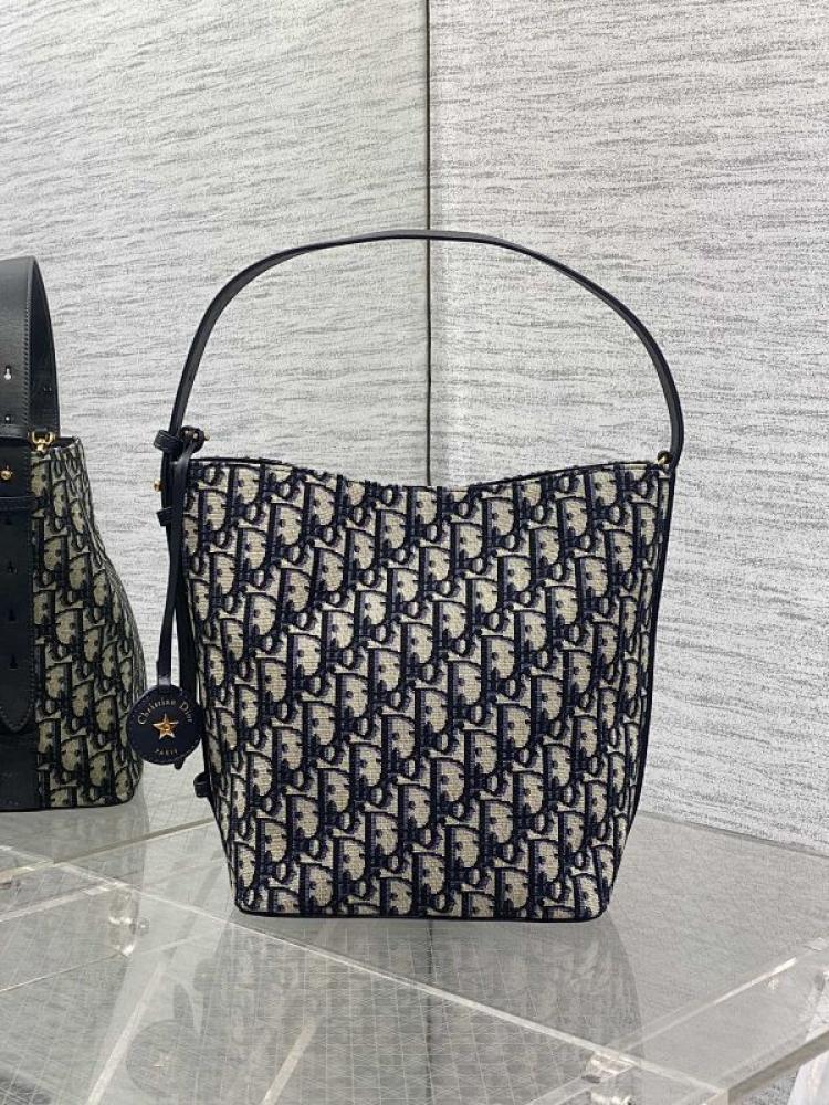 Luxury Leather Top Handle Bag Style 2065541760