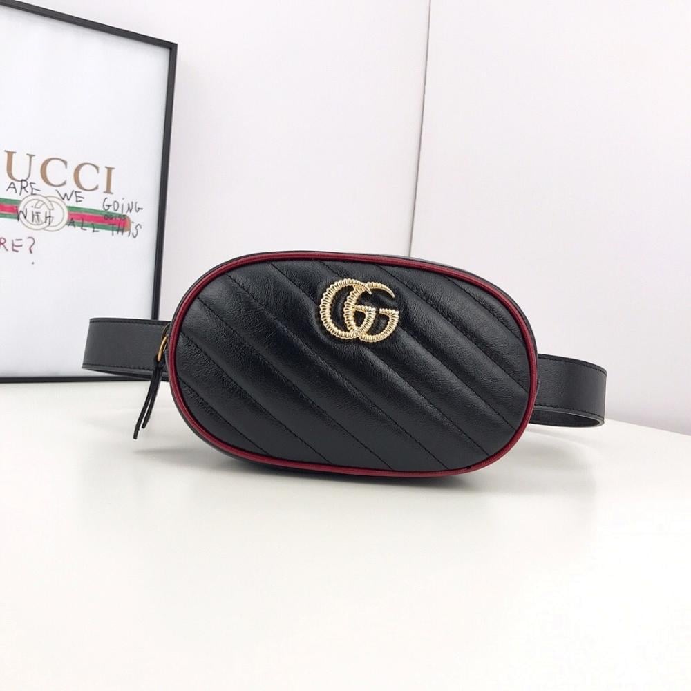 Modern Italian-Inspired Shoulder Bag