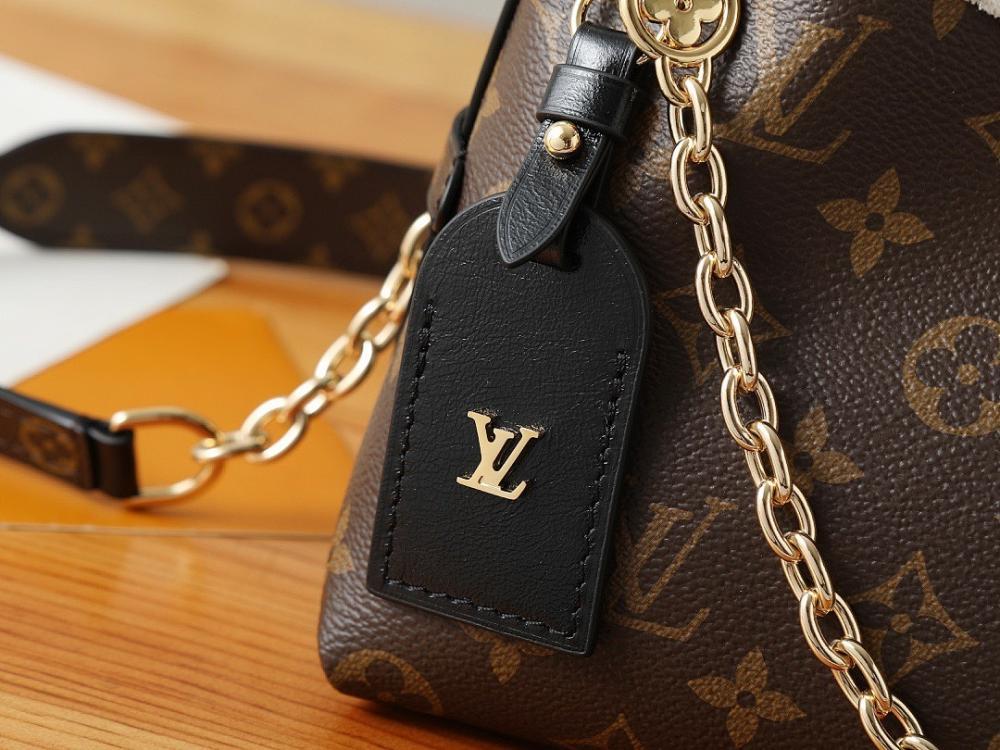 CarryAll Monogram Lambskin Shoulder Bag 26x17x10cm Style 658273678