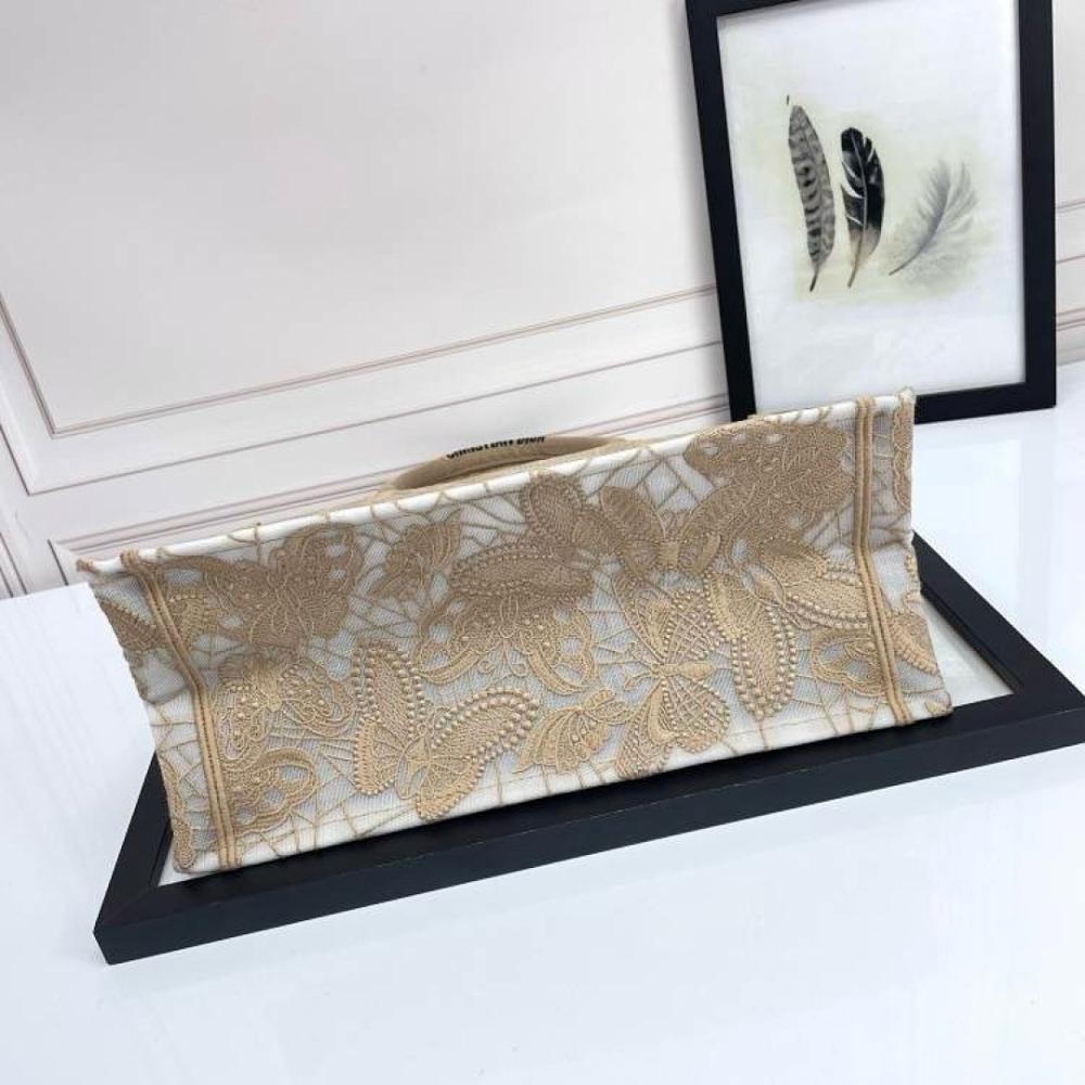 Stylish Embroidered Shoulder Bag 36x27.5x16.5cm