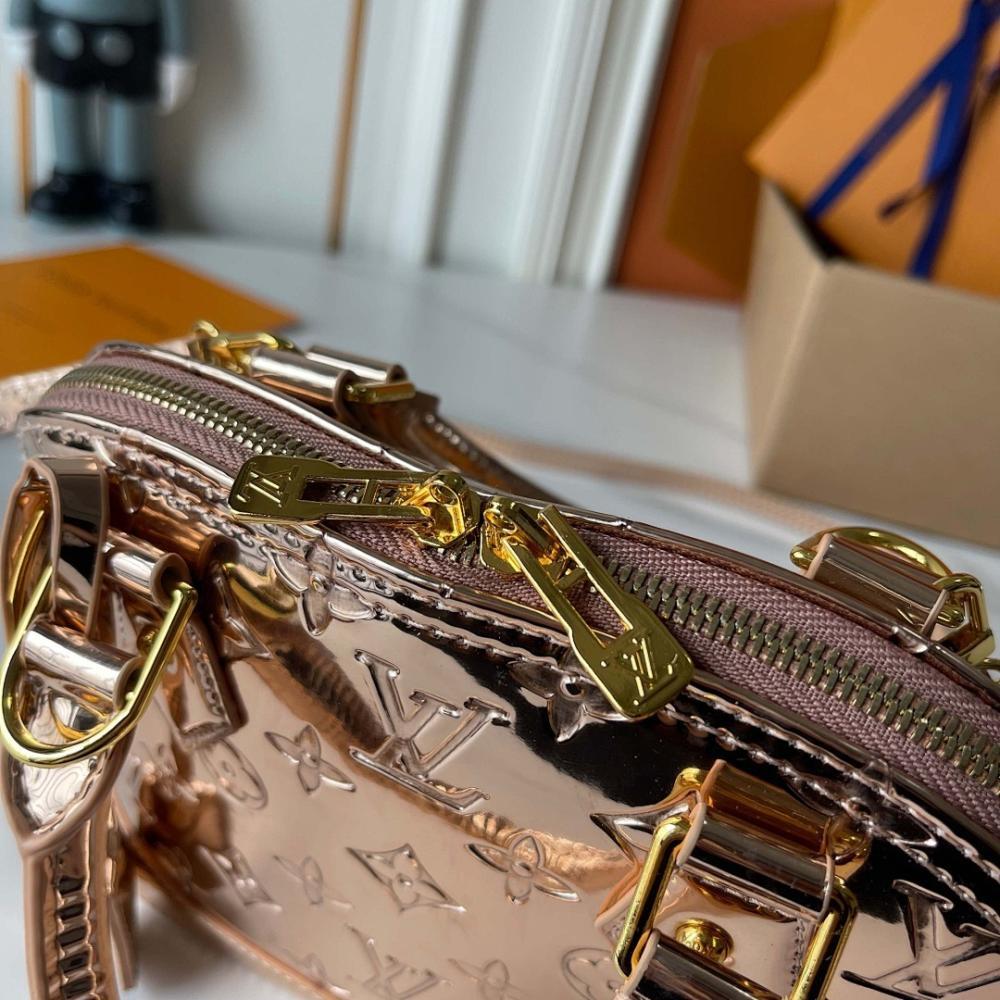 Alma Monogram Travel Bag 23.5x17.5x11.5cm