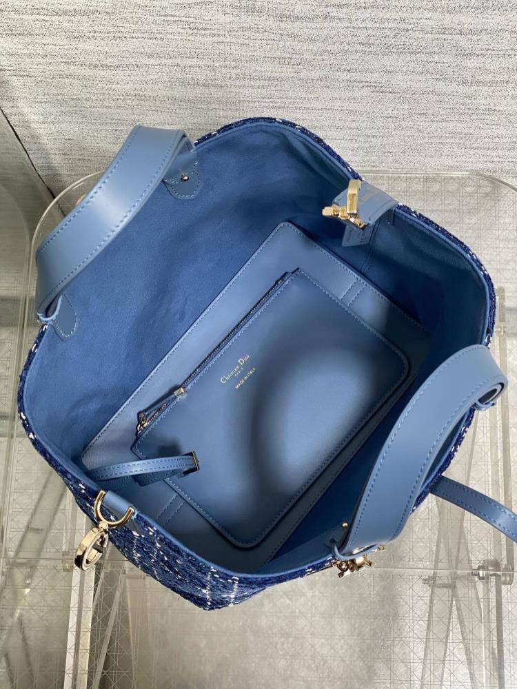 Classic Top Handle Bag Style 67619835