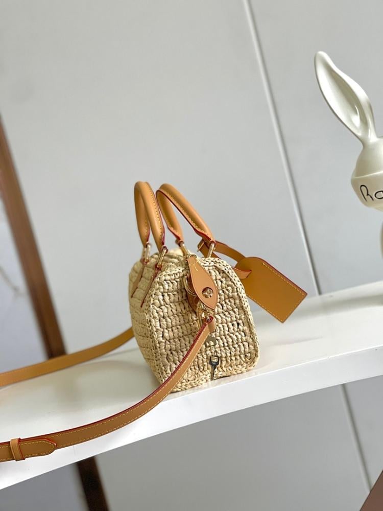 Modern Premium Embroidered Leather Shoulder Bag 25x15x11cm
