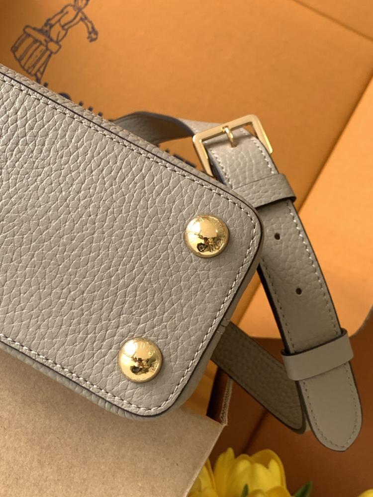 Classic Top Handle Bag Style 2138007395