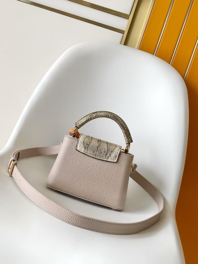 Wallet Style 1570573633