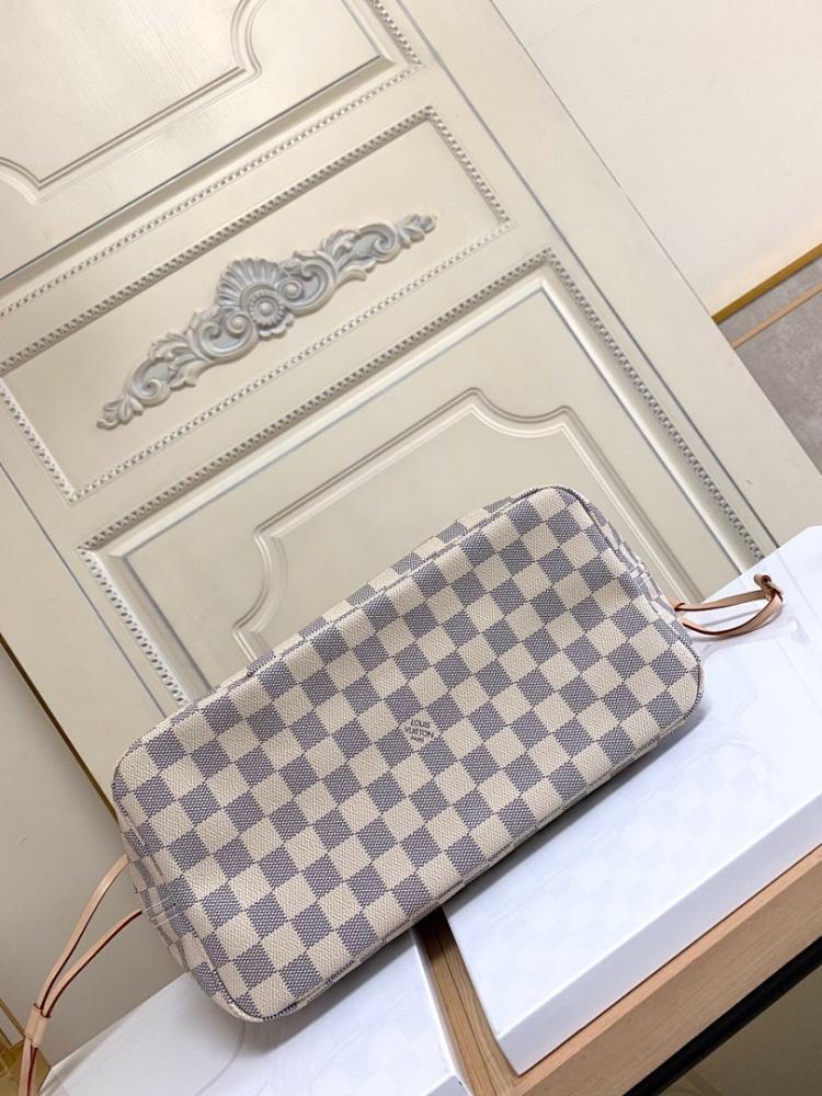 Elegant Top Handle Bag 32x29x17cm