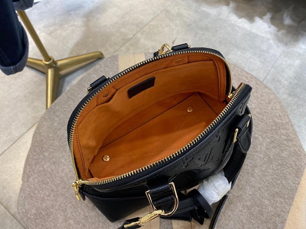 Stylish Leather Crossbody Bag 25x18x12cm