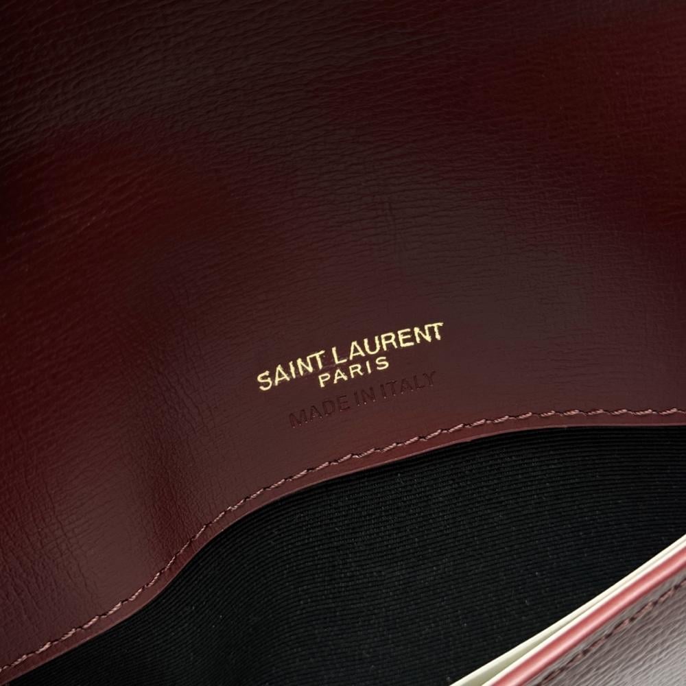 Wallet Style 782574237