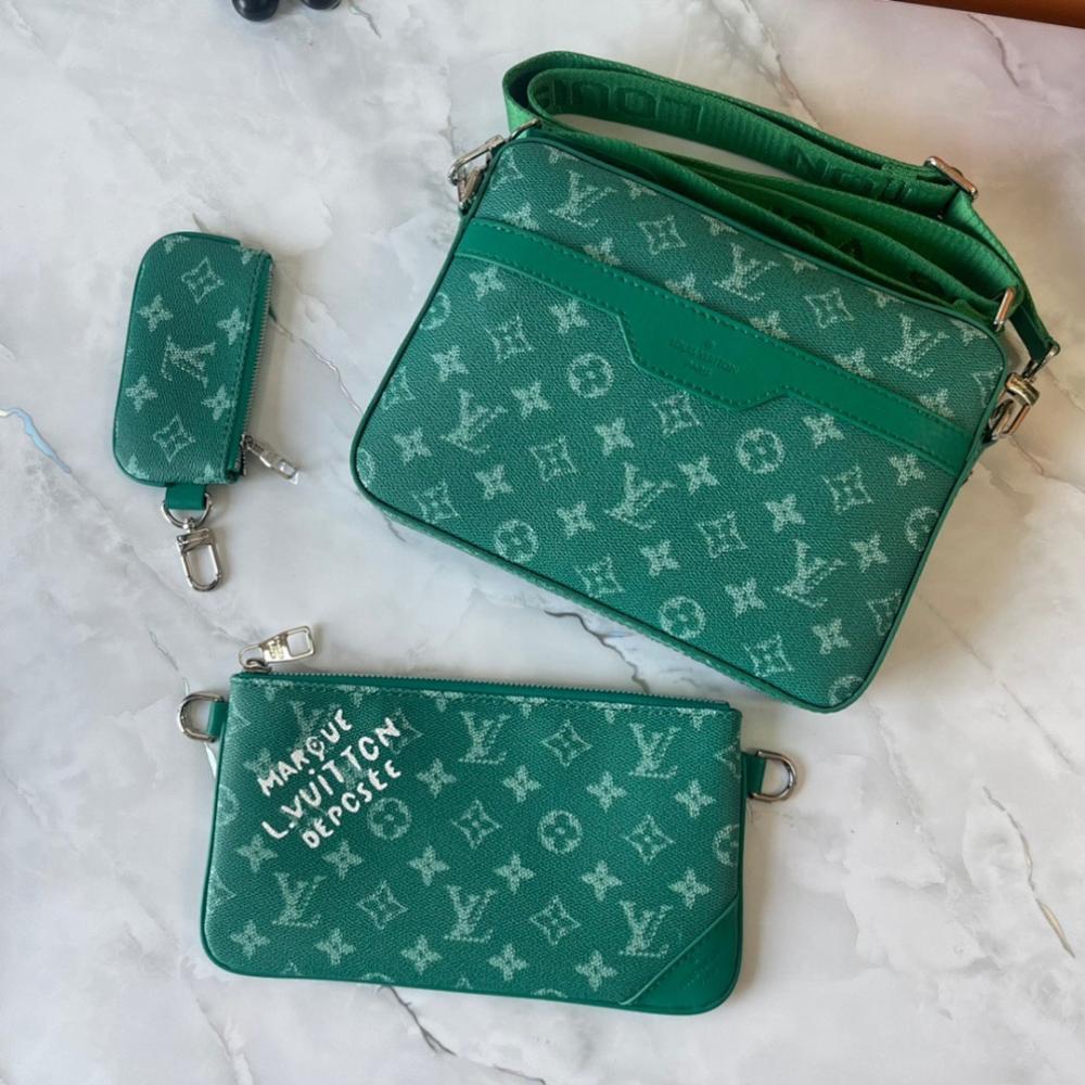 Modern Refined Monogram Shoulder Bag Style 1978778455