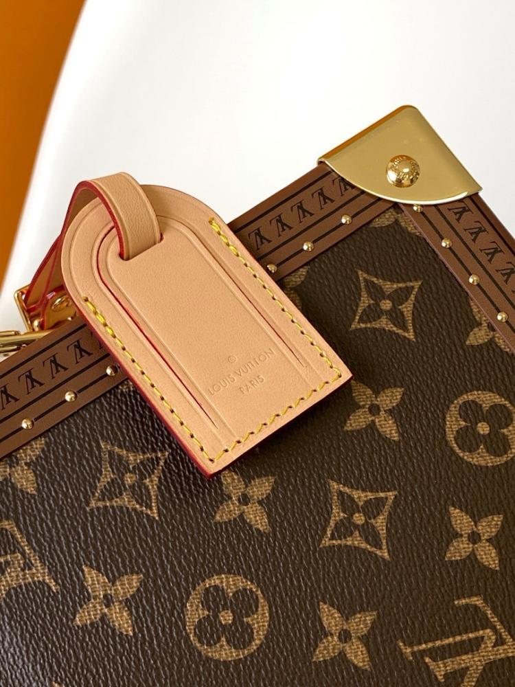Stylish Refined Shoulder Bag 16x13x7.5cm