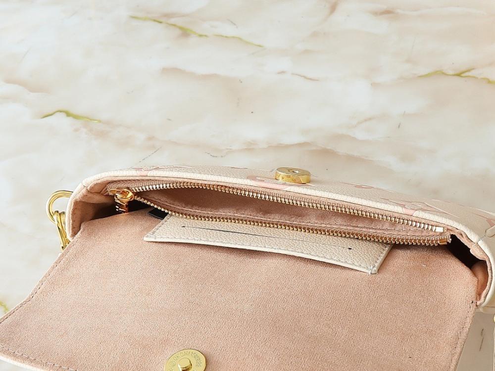 Luxury Monogram Leather Shoulder Bag 23.5x12x4.5cm