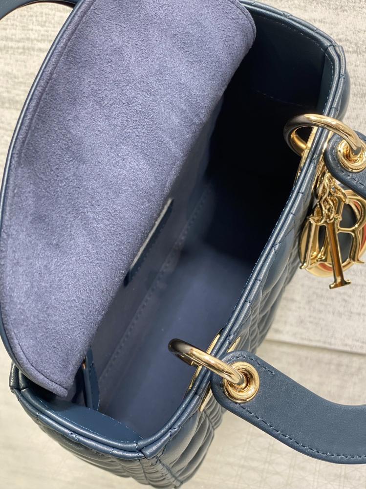 Classic Top Handle Bag Style 1505413107
