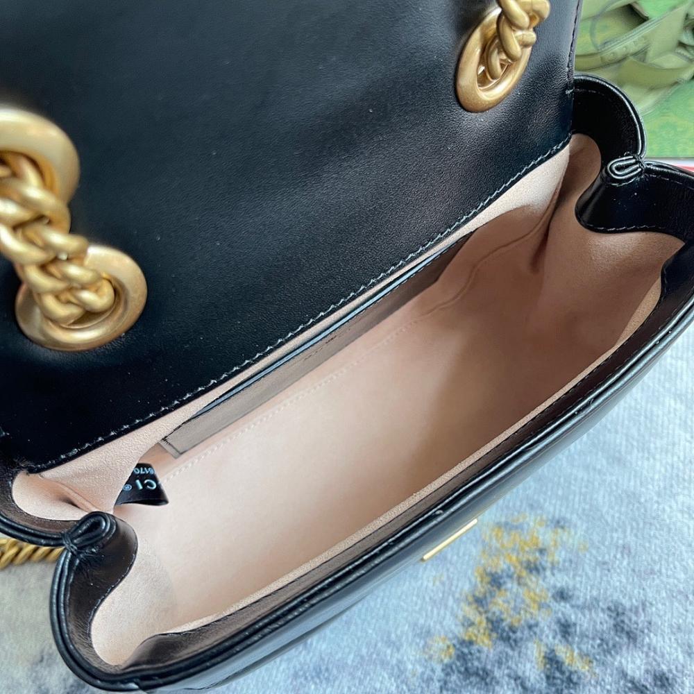 Modern Italian-Inspired Shoulder Bag 18x15x8cm