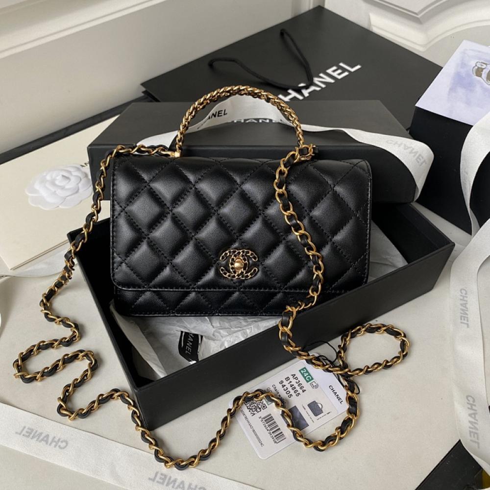 Leather Shoulder Bag Style 1068002892