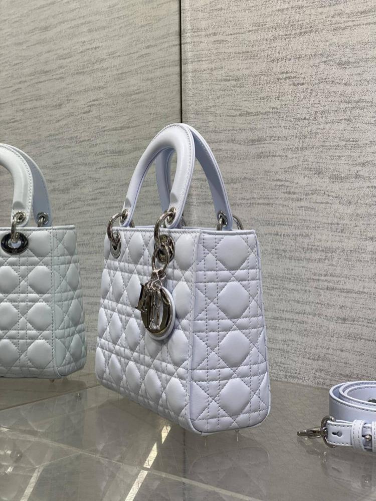 Luxury Top Handle Bag Style 1182370528