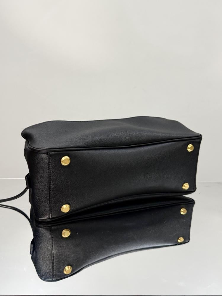 Classic Top Handle Bag Style 530805085
