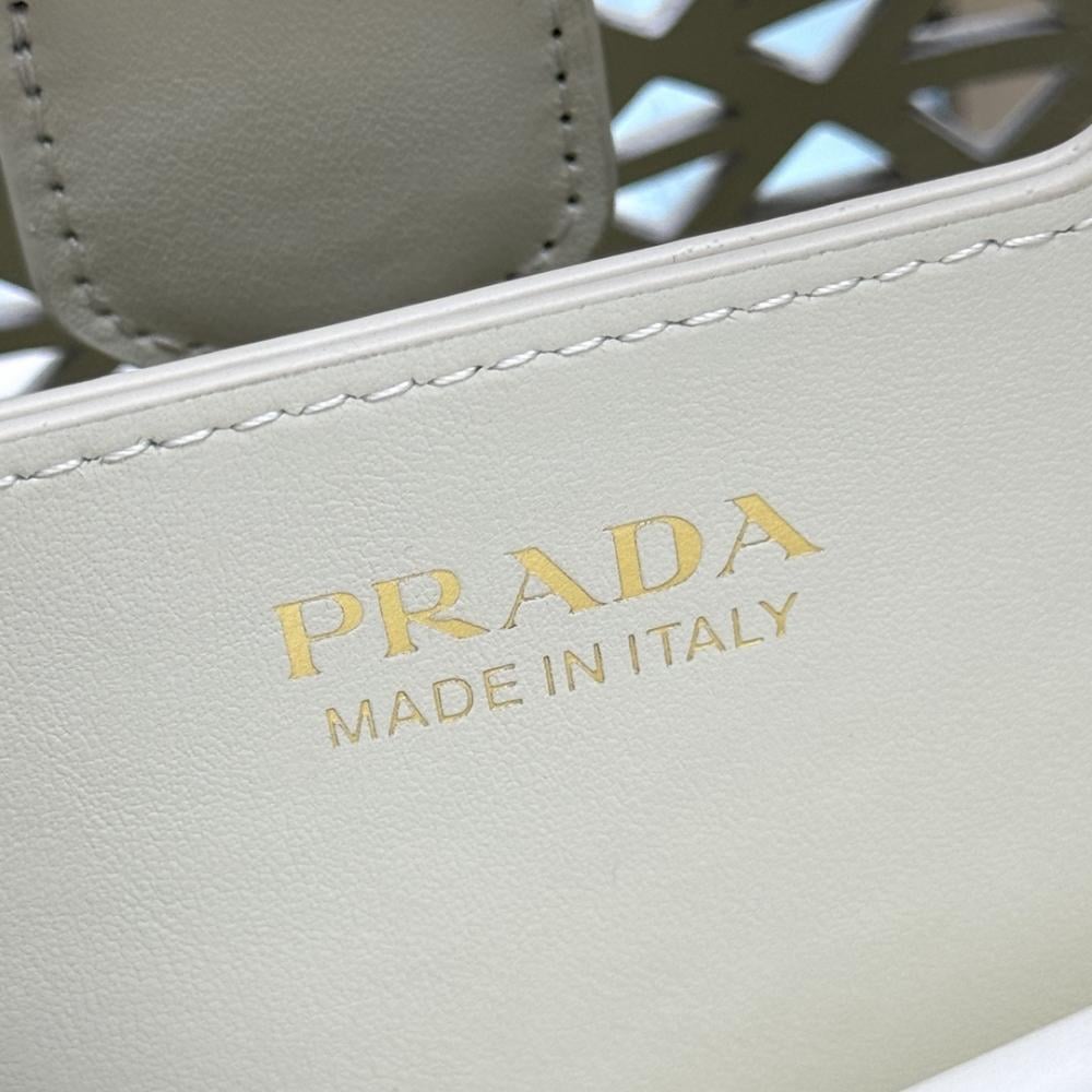 Saddle Leather Top Handle Bag