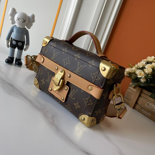 Elegant Studded Leather Travel Bag