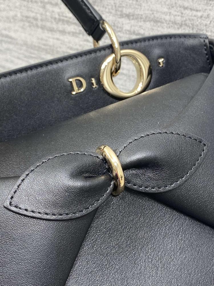 Top Handle Bag Style 2069947985