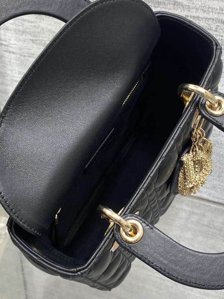 Elegant Top Handle Bag Style 1313052269