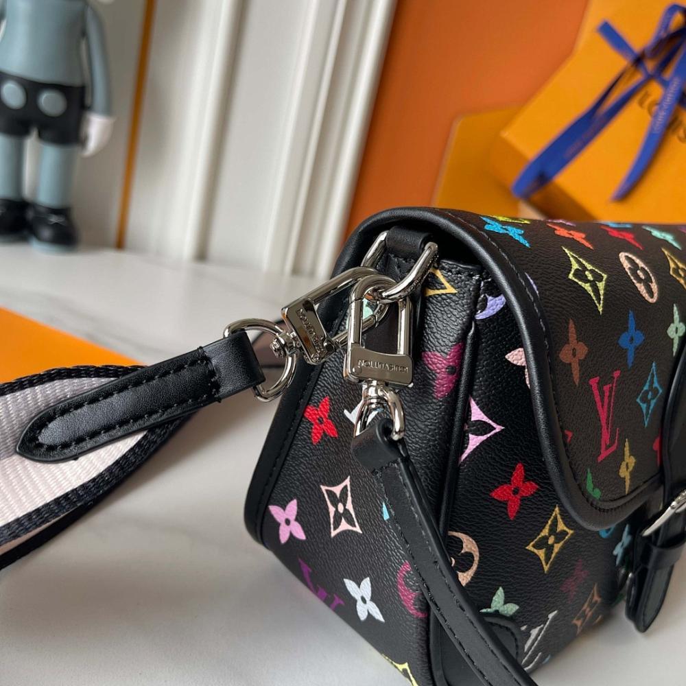 Diane Embroidered Leather Shoulder Bag 25x15x9cm Style 1763783669