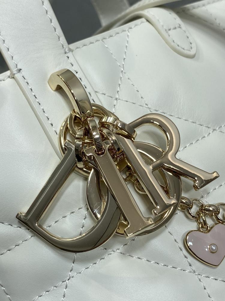 Elegant Top Handle Bag Style 801990419
