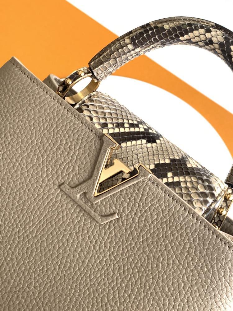 Leather Shoulder Bag Style 938736487