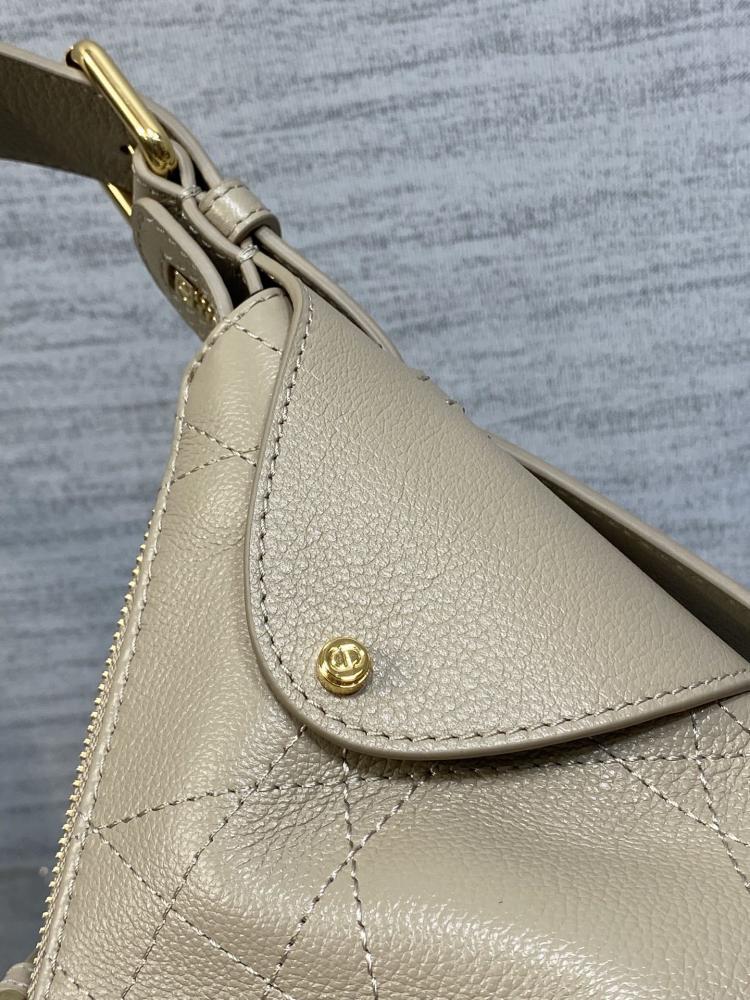 Luxury Leather Top Handle Bag Style 1636623224