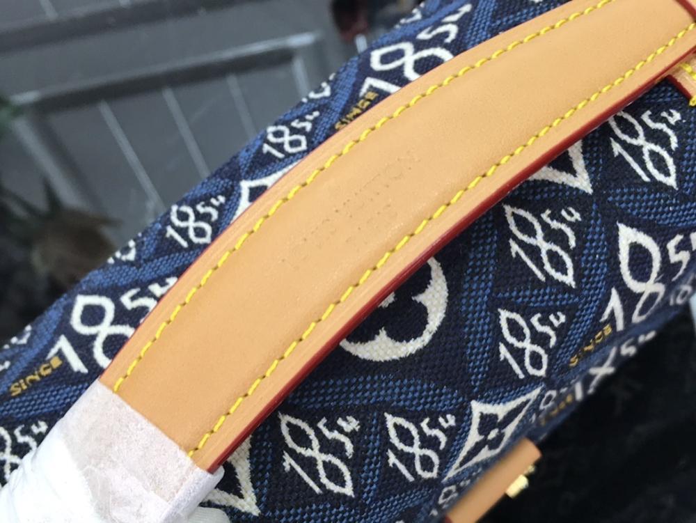 Top Handle Bag Style 855683257