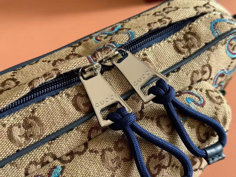Elegant Refined Bag 35x15x10cm