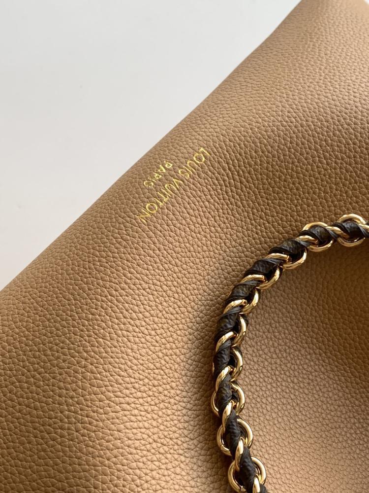 Top Handle Bag Style 533652856