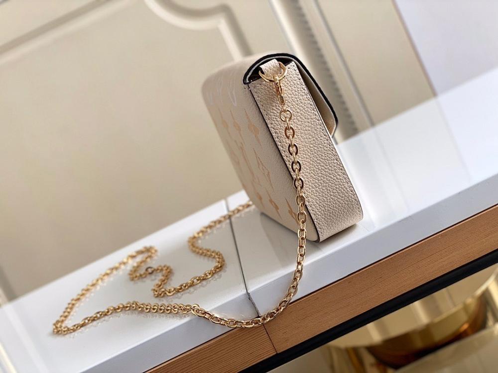 Elegant Leather Top Handle Bag 21x12x3cm