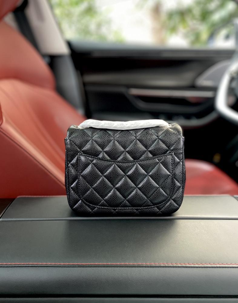 Classic Top Handle Bag Style 18304769