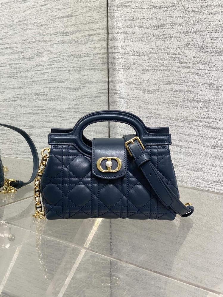 Wallet Style 1246966281
