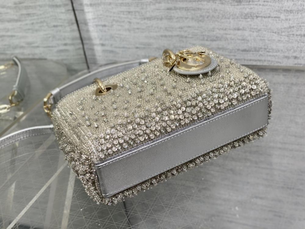 Wallet Style 1693668195