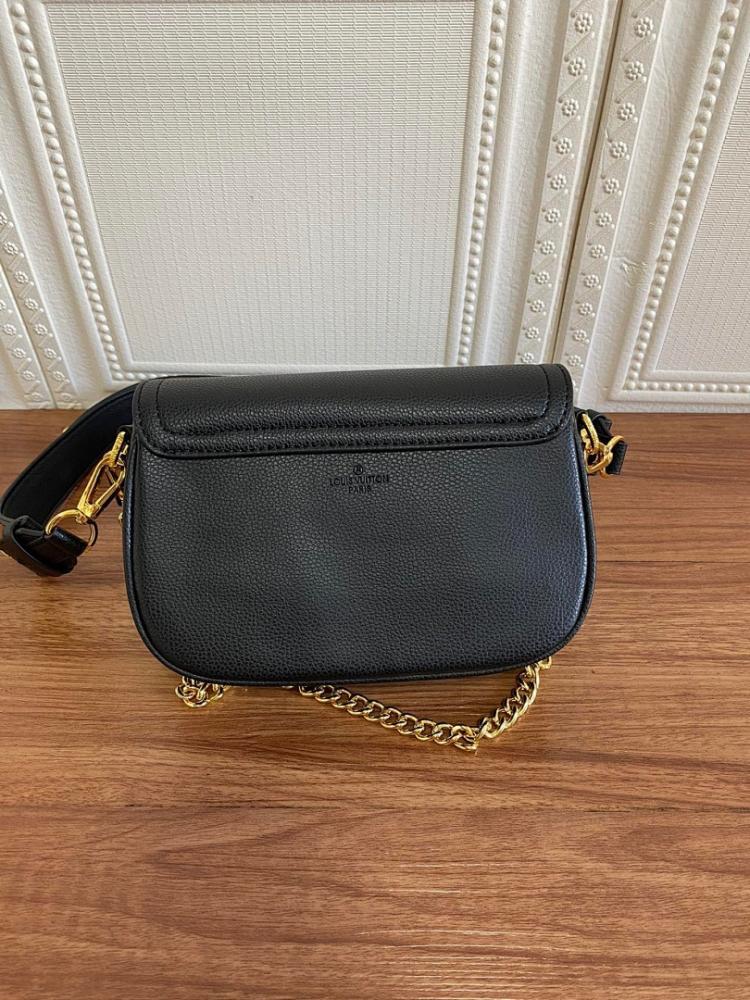 Elegant Stylish Calfskin Shoulder Bag 19x13x8cm