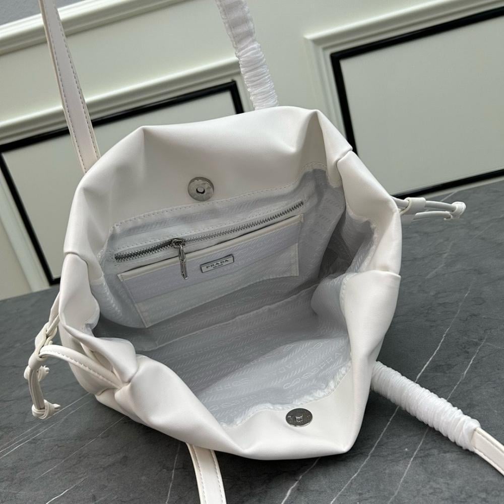 Italian-Inspired Luxury Bag 28x22x8cm