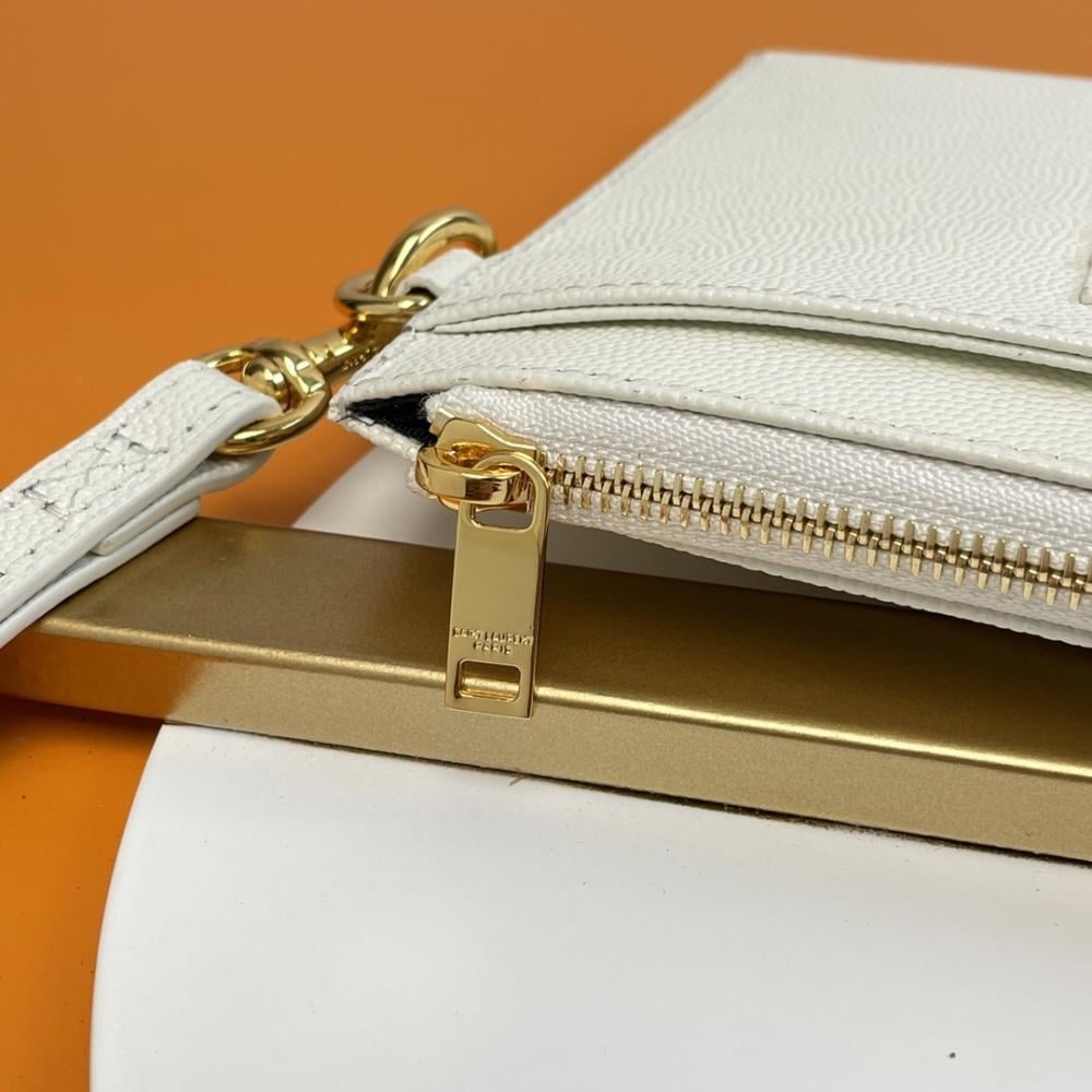 Leather Wallet Style 1336954235