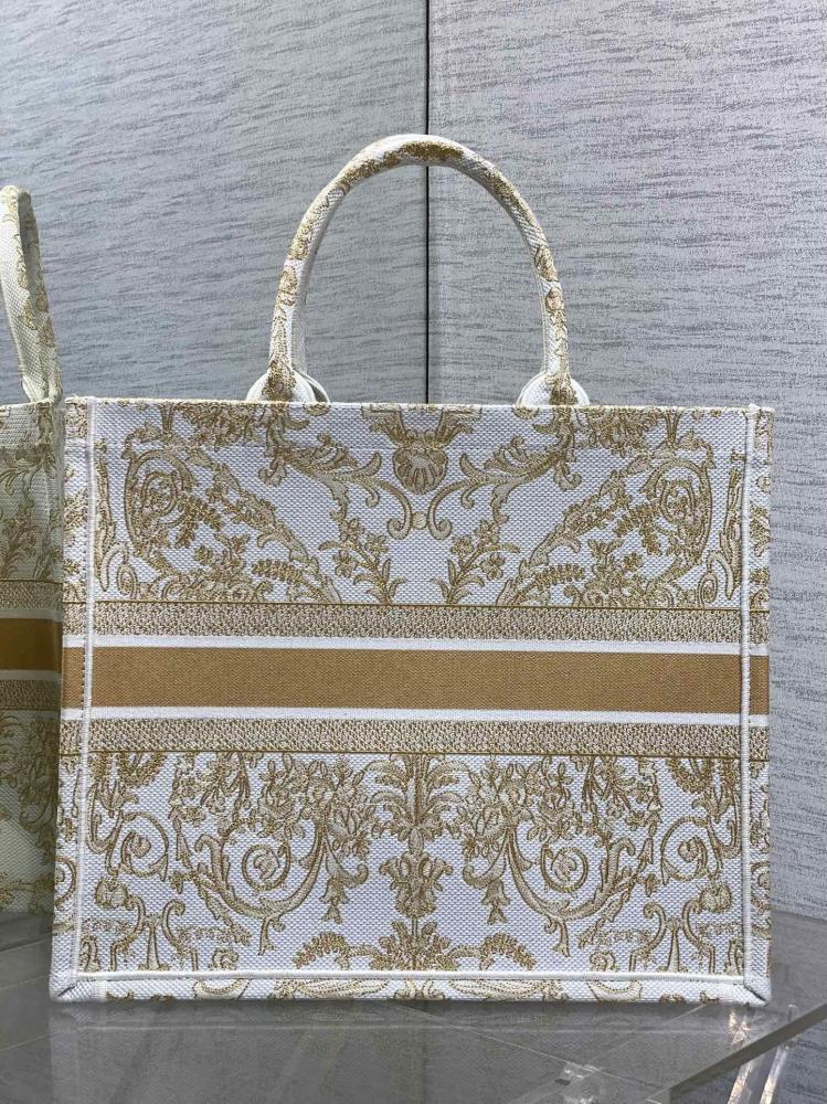 Gold Embroidered Tote Bag Style 153020016