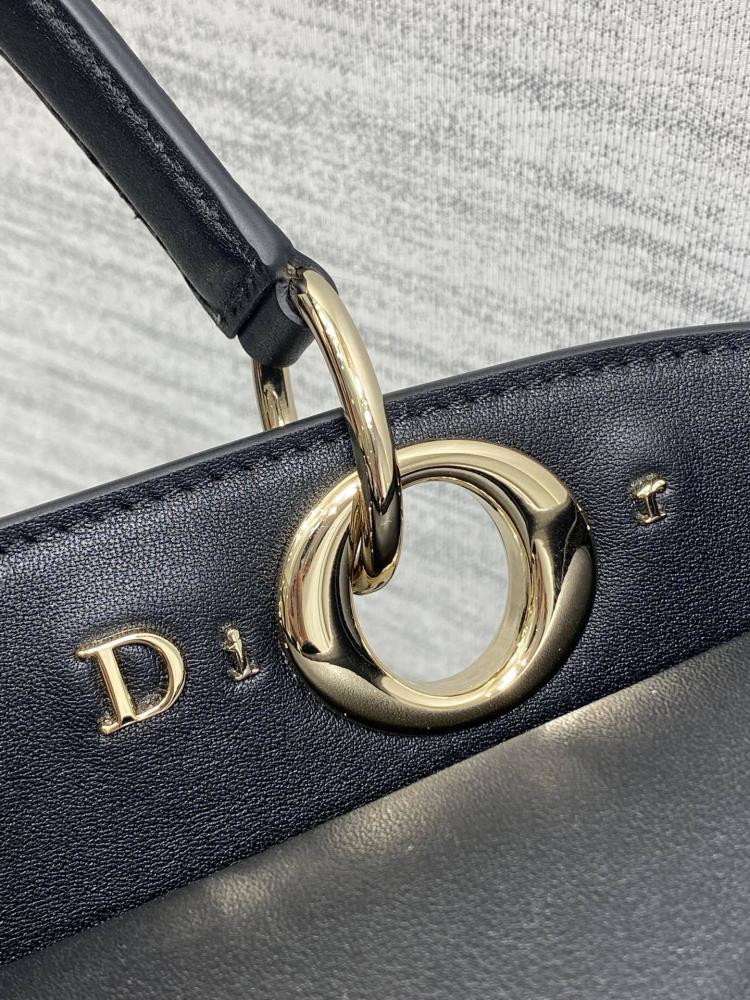 Top Handle Bag Style 2069947985