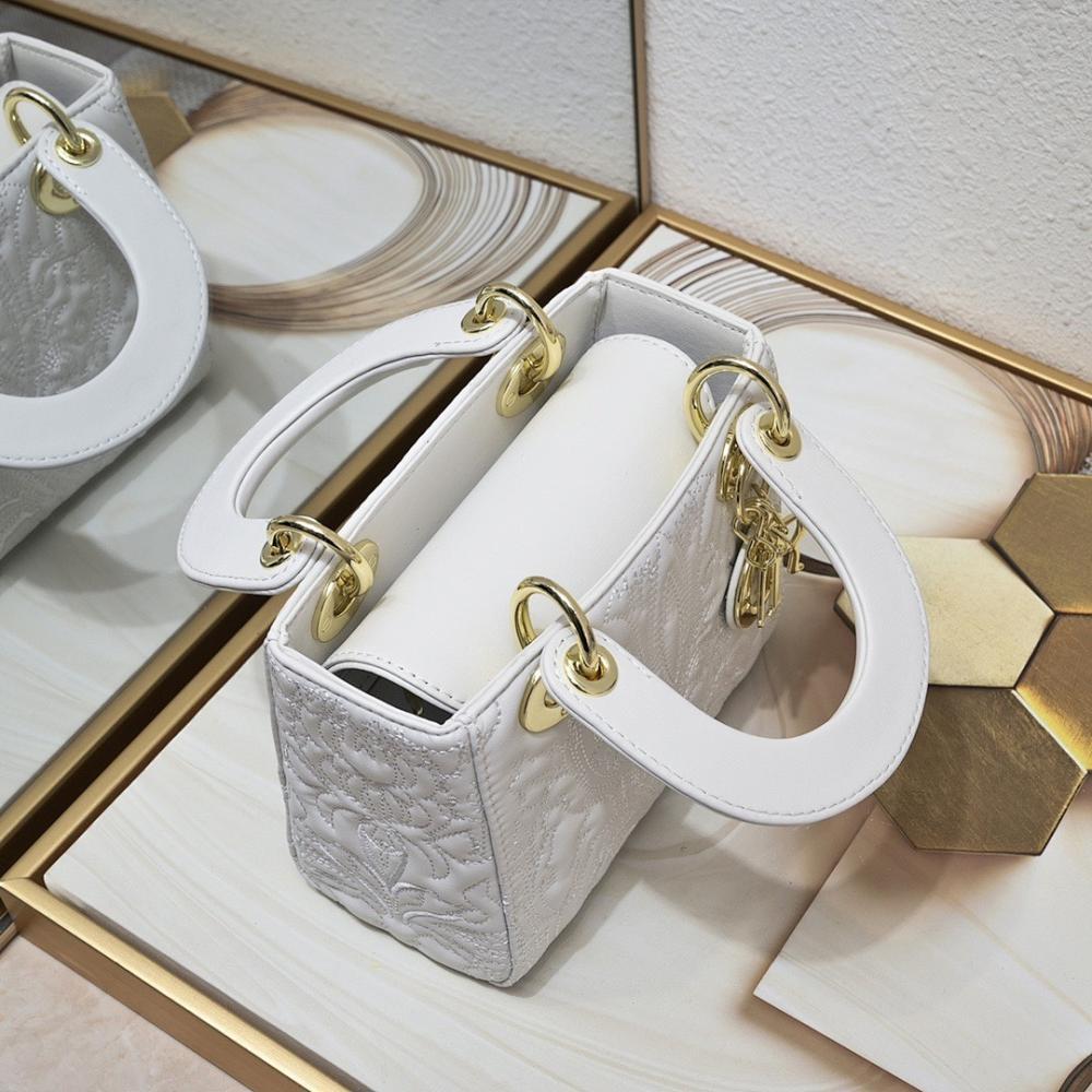Luxury Gold Quilted Shoulder Bag