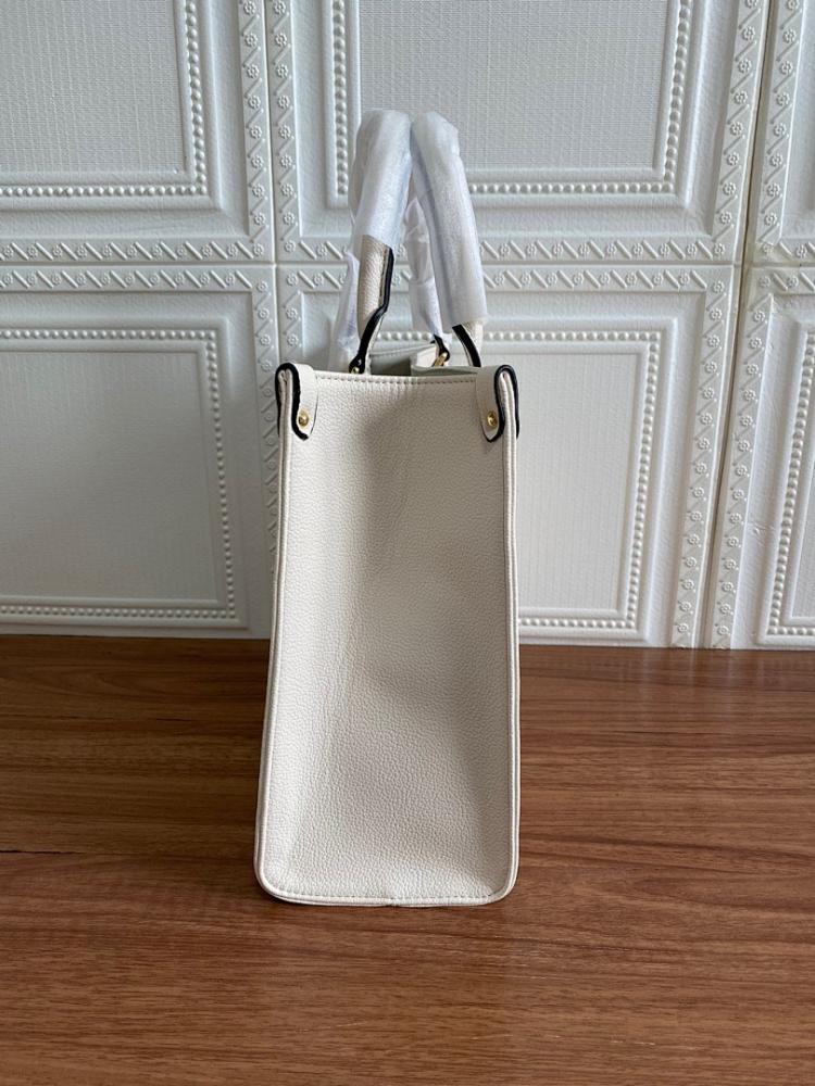 Elegant Leather Shoulder Bag 35x27x14cm