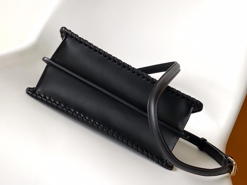 Leather Shoulder Bag Style 1326352395