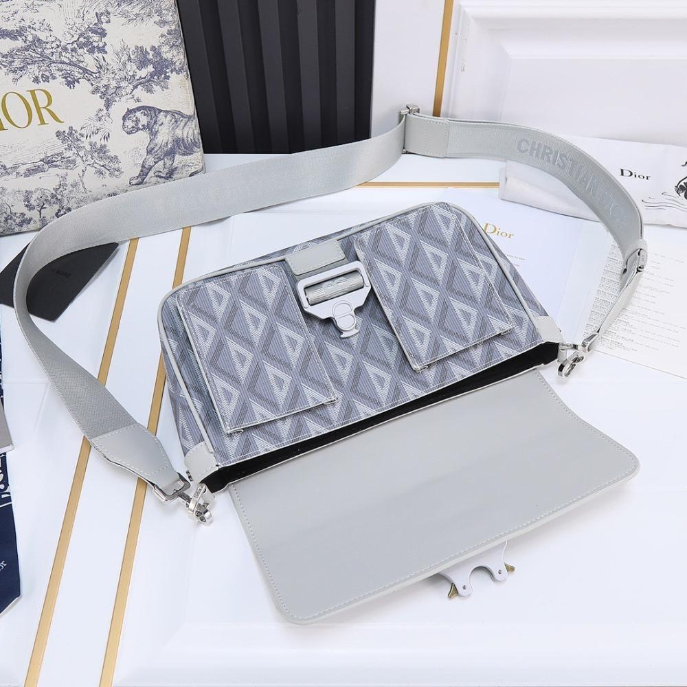Italian-Inspired Luxury Black Leather Shoulder Bag 27x17x9cm
