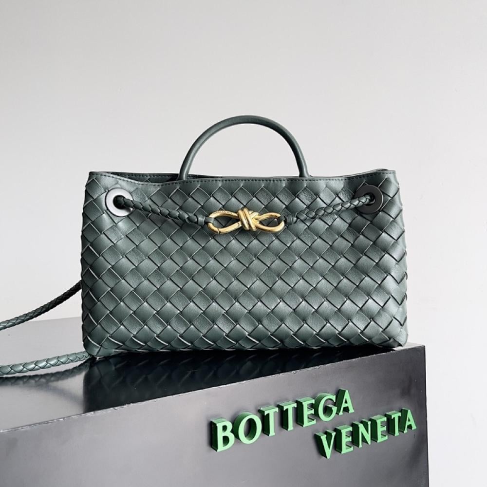 Top Handle Bag Style 142787505
