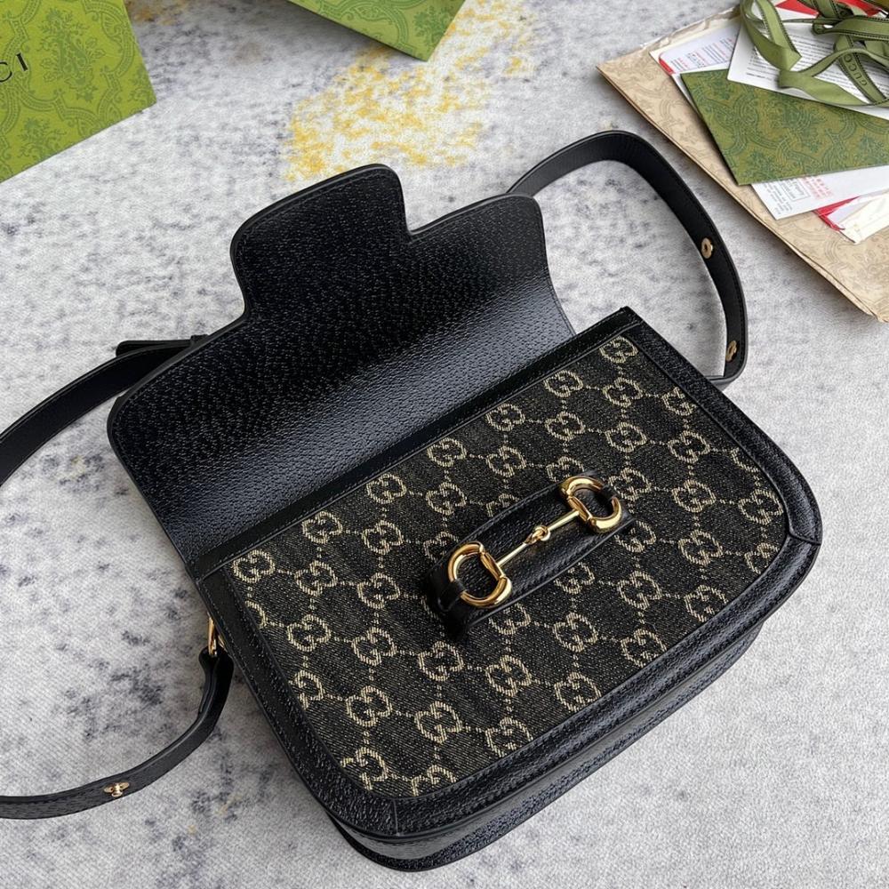 Stylish Refined Bag 25x18x8cm