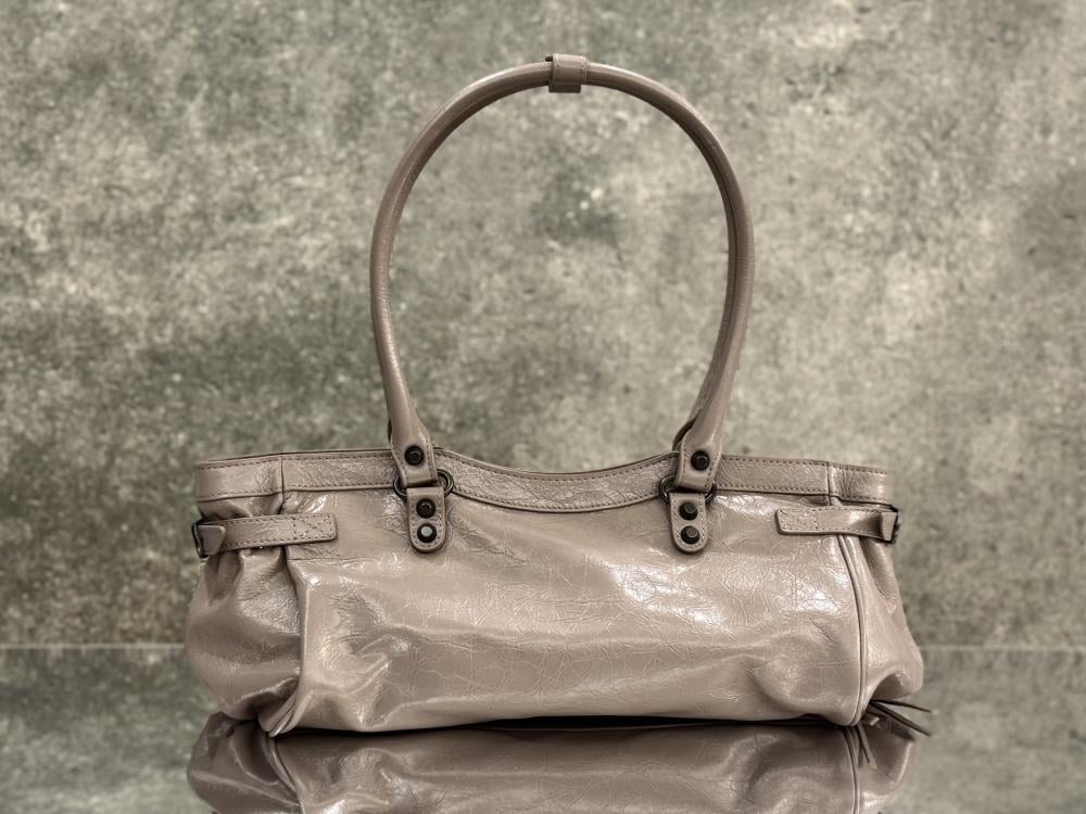 Top Handle Bag Style 215714133