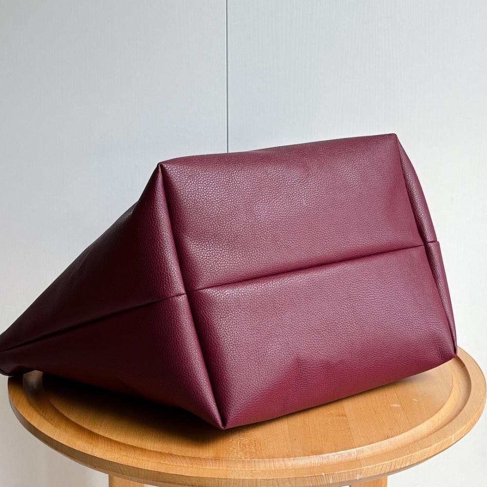 Stylish Premium Shoulder Bag 30x27x23cm