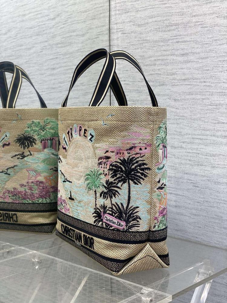 Embroidered Shoulder Bag Style 642245969