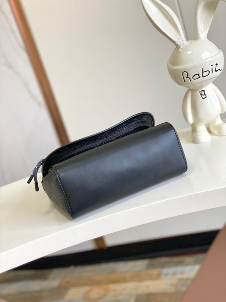 Modern Elegant Black Leather Shoulder Bag Black/Silver 26.6x17x11cm